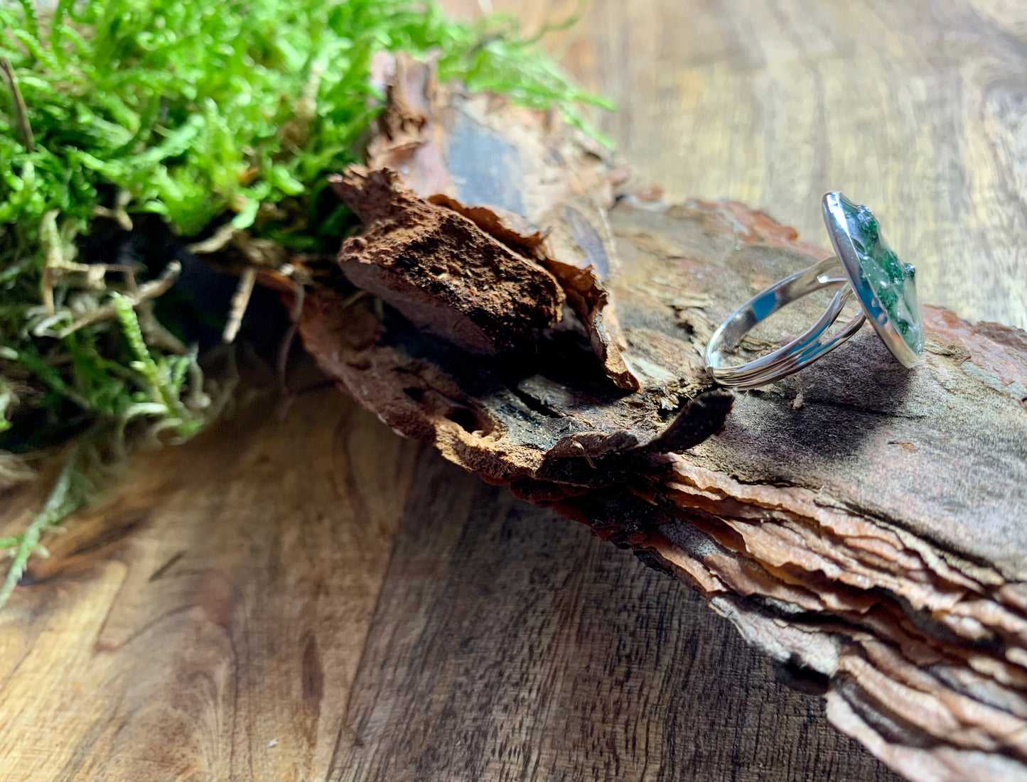 Orgonit - Ring mit Heilstein / Fuchsit und Blattsilber