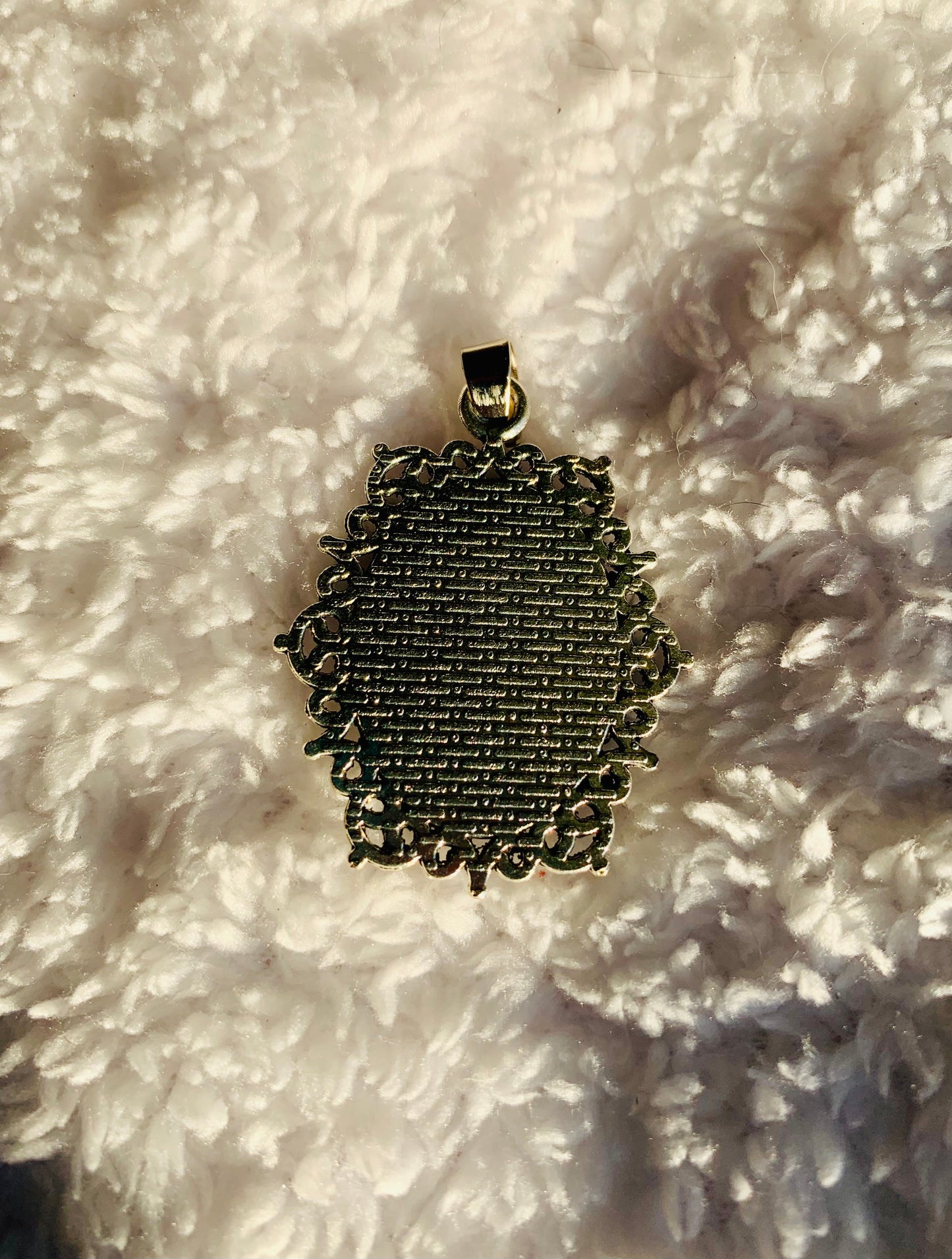 Amulett mit Heilsteinen - Malachit und Bernstein (Orgonit)