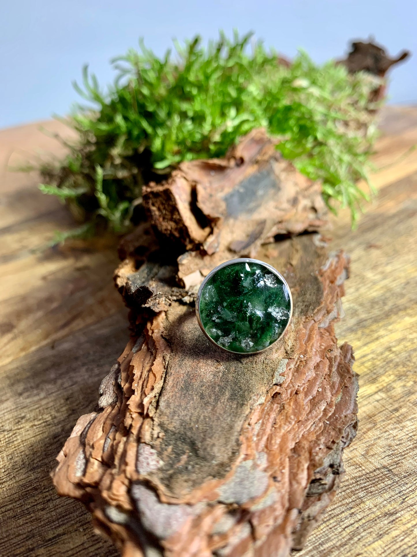 Orgonit - Ring mit Heilstein / Fuchsit und Blattsilber